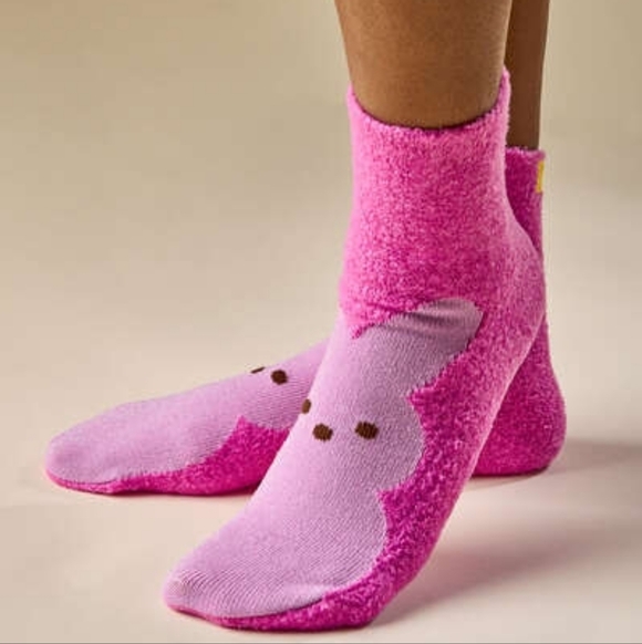 PEEPS X Bath & Body Works Pink Bunny Shea-Infused Lounge Sock SOLDOUT EVERYWHERE - Picture 3 of 5